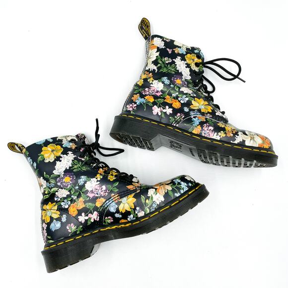 Dr Martens Pascal Boots Darcy Black Floral 8-Eye Leather Lace Up Sz 6 Women's - Picture 4 of 10